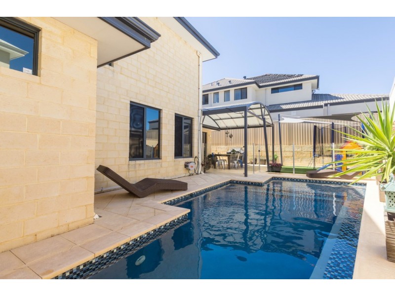 8 Milano Avenue, Stirling WA 6021