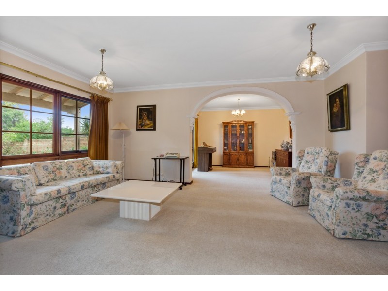 26 Minora Road, Dalkeith WA 6009