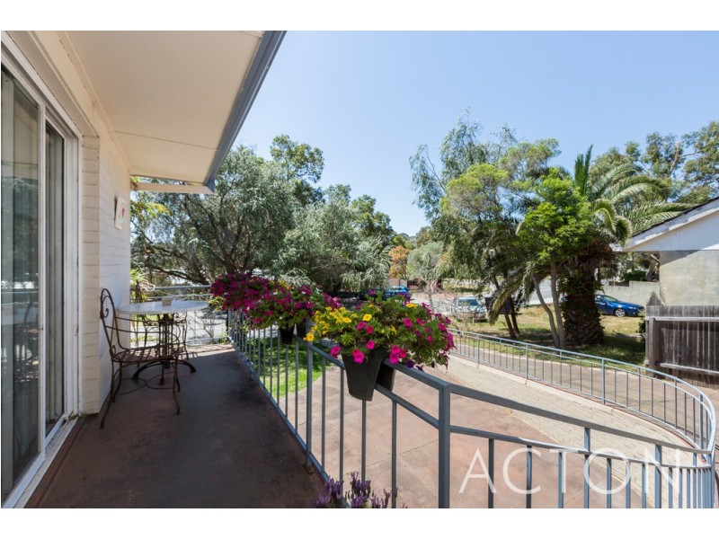 25 Dover Crescent, Wembley Downs WA 6019