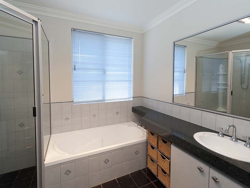 26 NANDINA AVENUE, Mount Claremont WA 6010