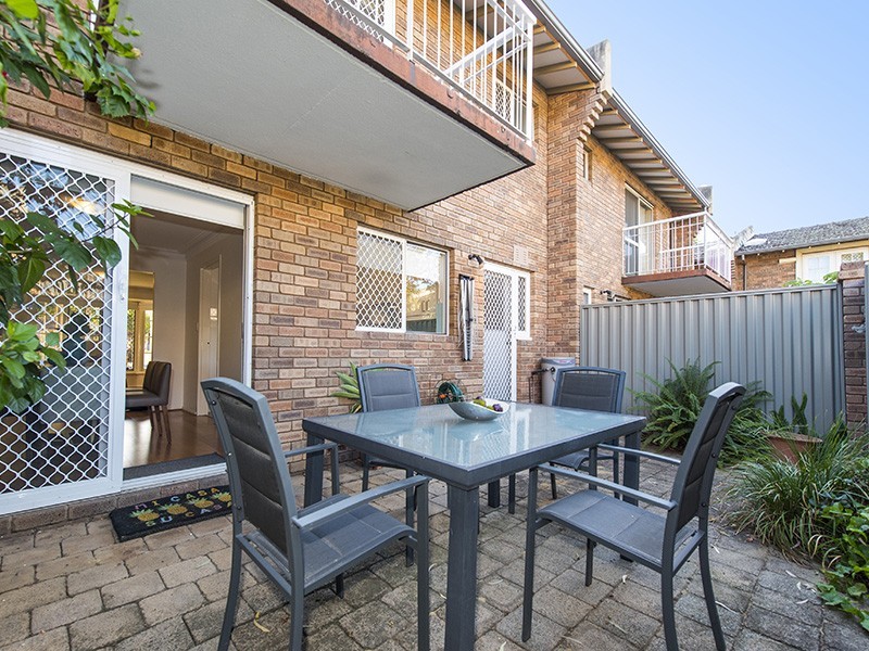 8/36 Megalong Street, Nedlands WA 6009