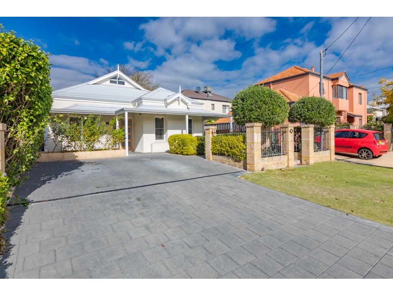 26 Camelia Avenue, Mount Claremont WA 6010