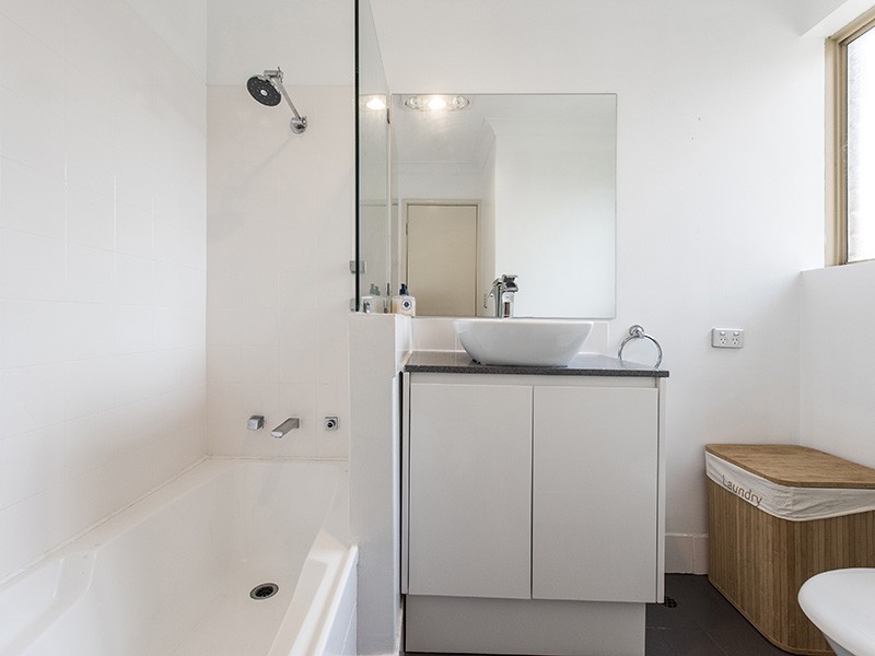 8/615 Hay Street, Jolimont WA 6014