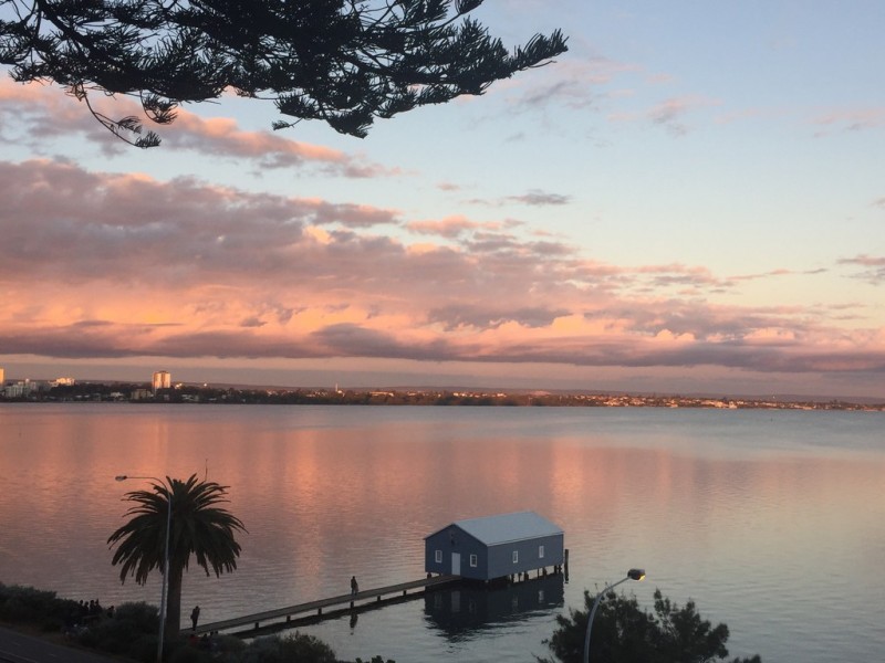 4F/10 Mounts Bay Road, Crawley WA 6009