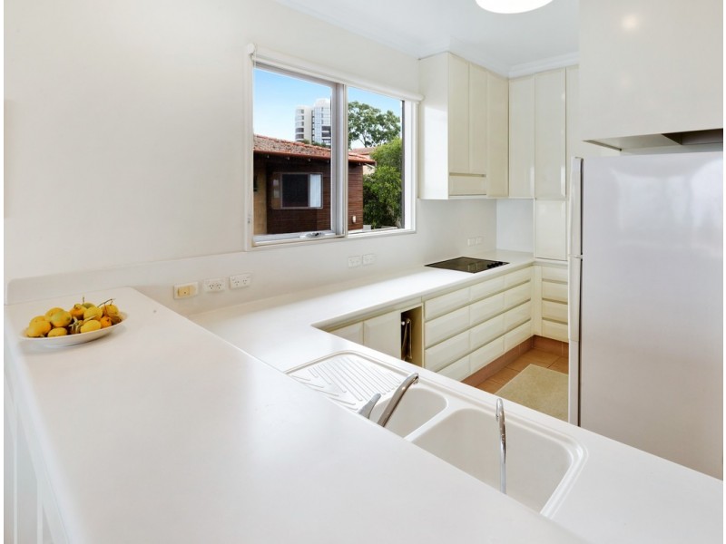 4F/10 Mounts Bay Road, Crawley WA 6009