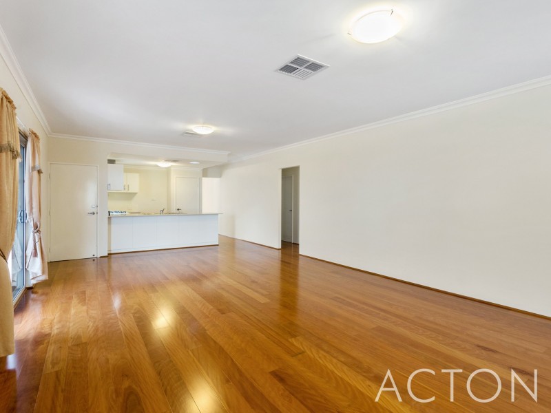 3/5 Marsh Road, Mount Richon WA 6112