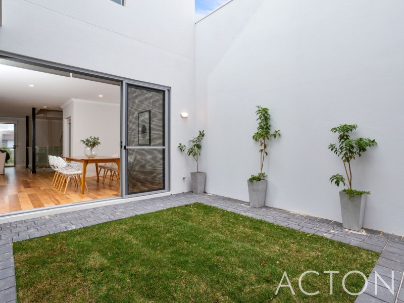 11 Destiny Lane, Floreat WA 6014