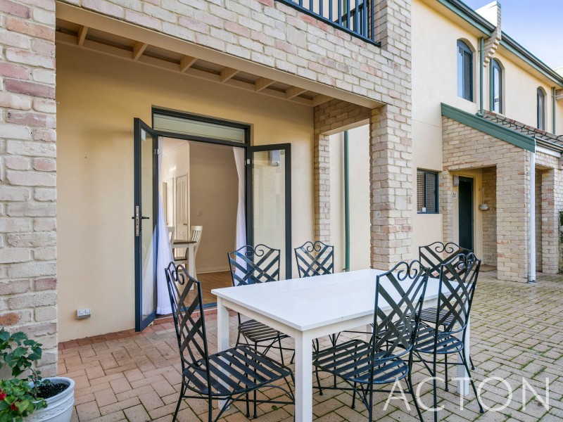 20/148 Forrest Street, Fremantle WA 6160
