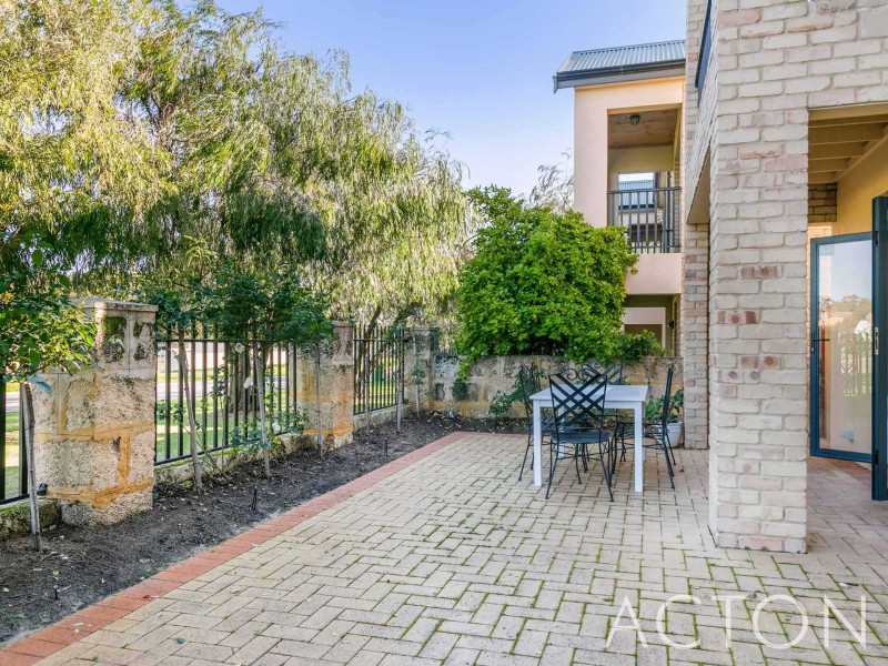 20/148 Forrest Street, Fremantle WA 6160