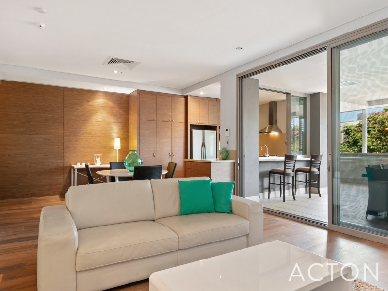 209 40 St Quentin Ave, Claremont WA 6010