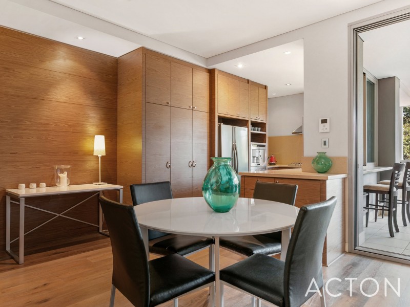 209 40 St Quentin Ave, Claremont WA 6010