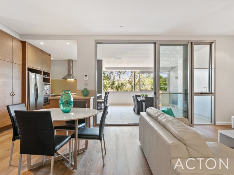 209 40 St Quentin Ave, Claremont WA 6010