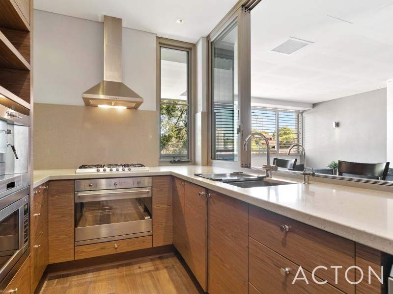 209 40 St Quentin Ave, Claremont WA 6010