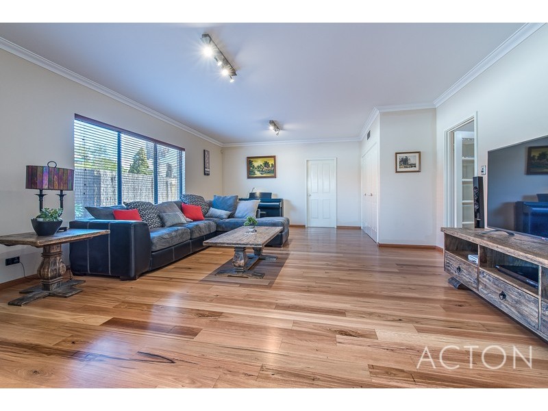 12 Lutey Road, Attadale WA 6156