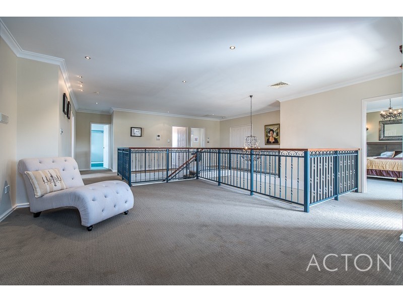 12 Lutey Road, Attadale WA 6156