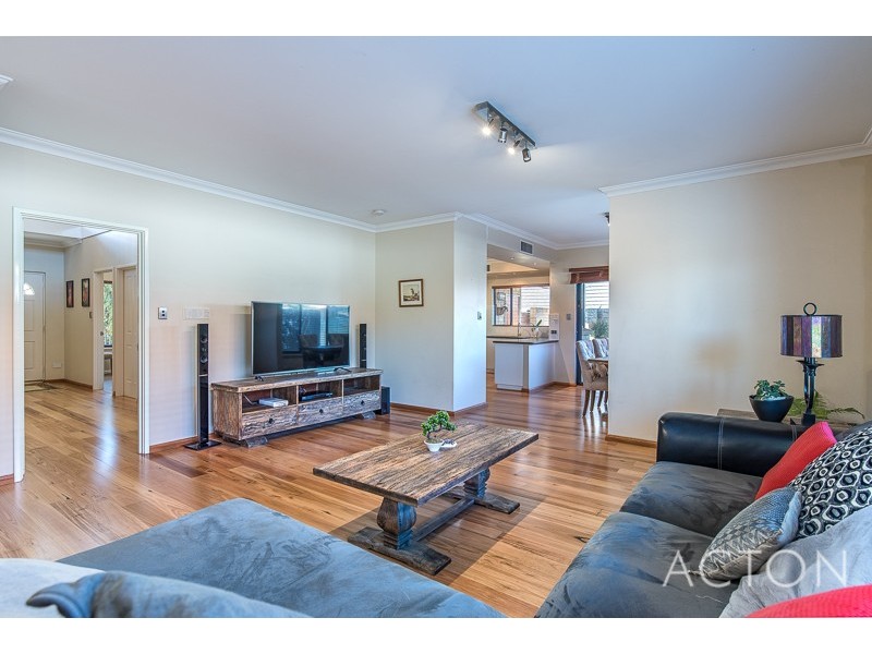 12 Lutey Road, Attadale WA 6156