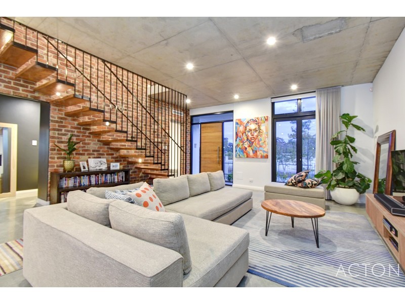 13 Tomlinson Boulevard, Floreat WA 6014