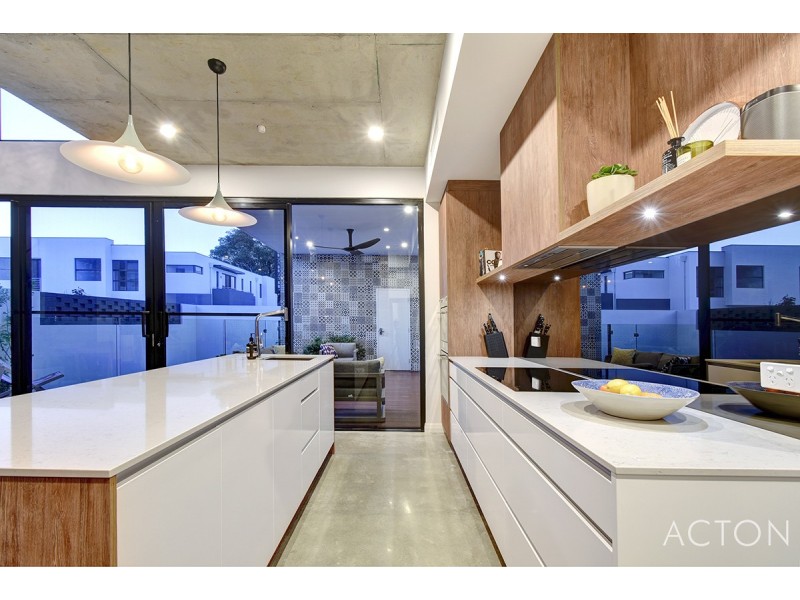 13 Tomlinson Boulevard, Floreat WA 6014