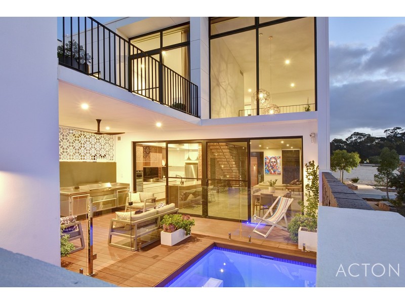 13 Tomlinson Boulevard, Floreat WA 6014