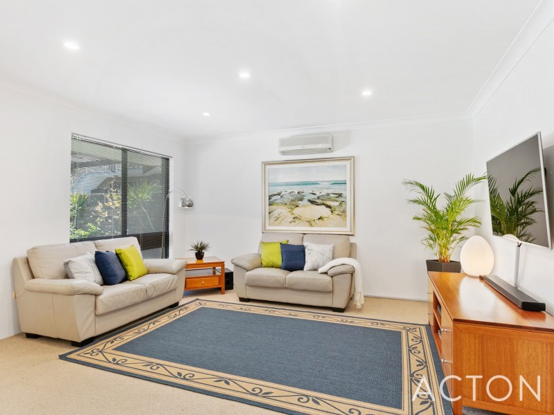 10/2 Waroonga Road, Nedlands WA 6009