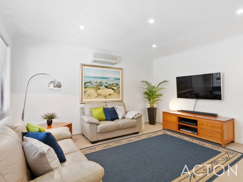 10/2 Waroonga Road, Nedlands WA 6009