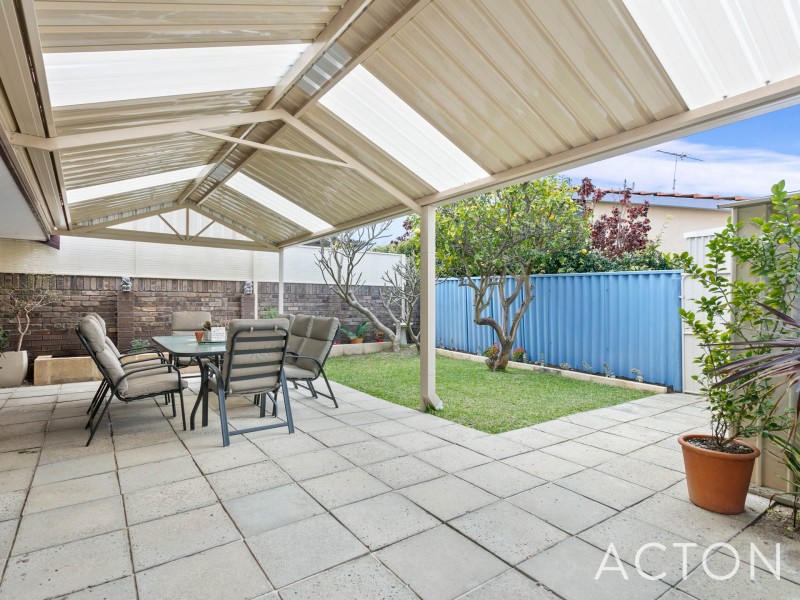 10/2 Waroonga Road, Nedlands WA 6009