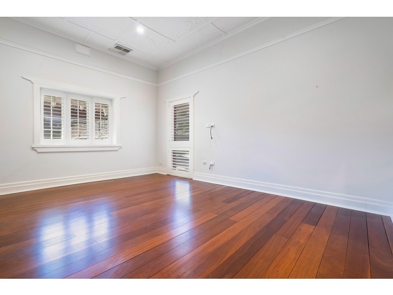 19 Taylor Road, Nedlands WA 6009