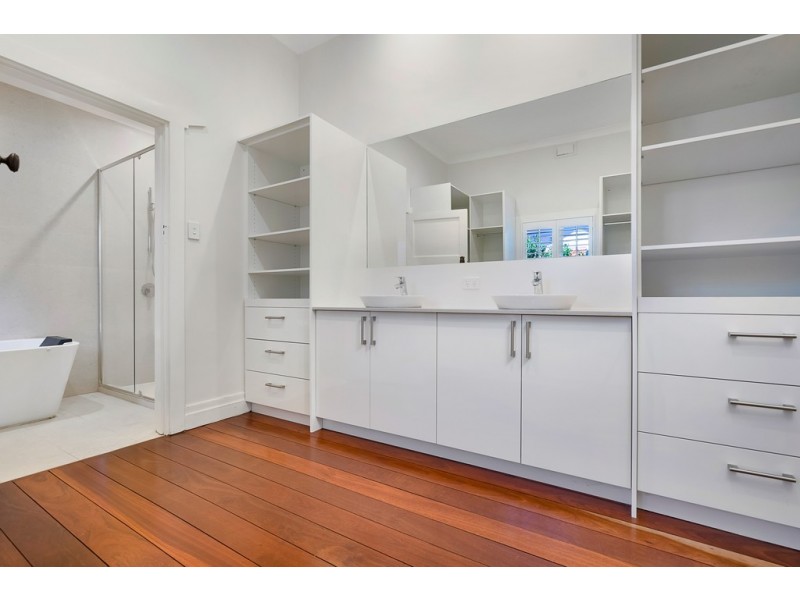 19 Taylor Road, Nedlands WA 6009