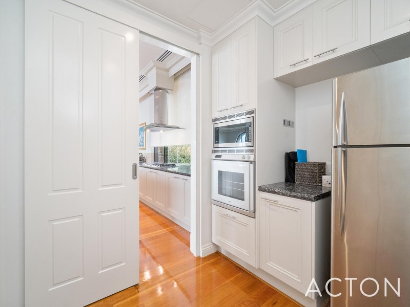 204/173 Mounts Bay Road, Perth WA 6000