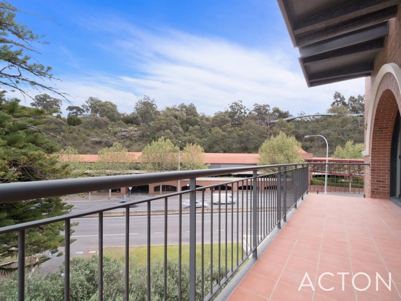 204/173 Mounts Bay Road, Perth WA 6000