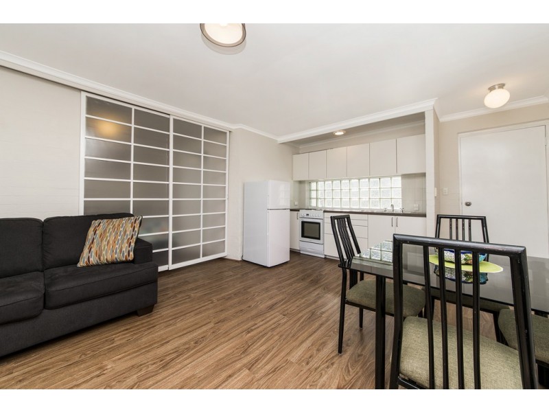 21/303 Cambridge Street, Wembley WA 6014
