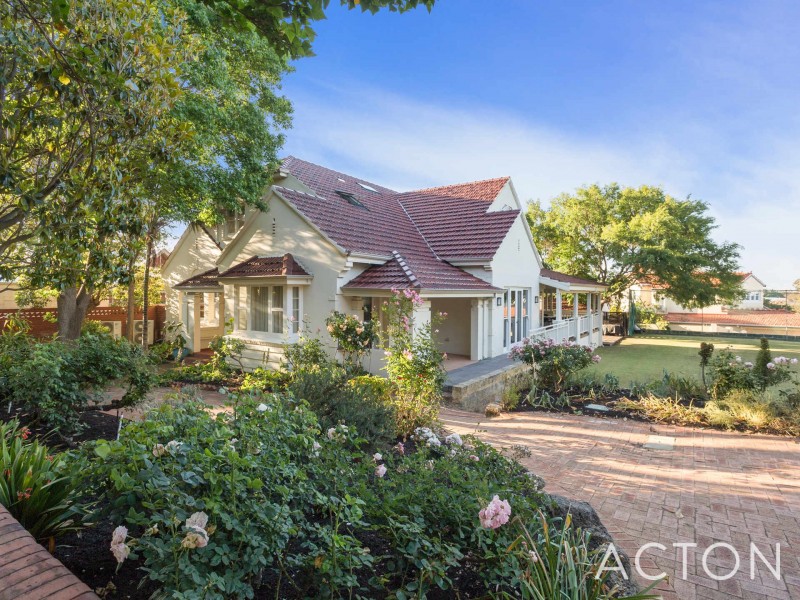 2 Alexandra Avenue, Claremont WA 6010