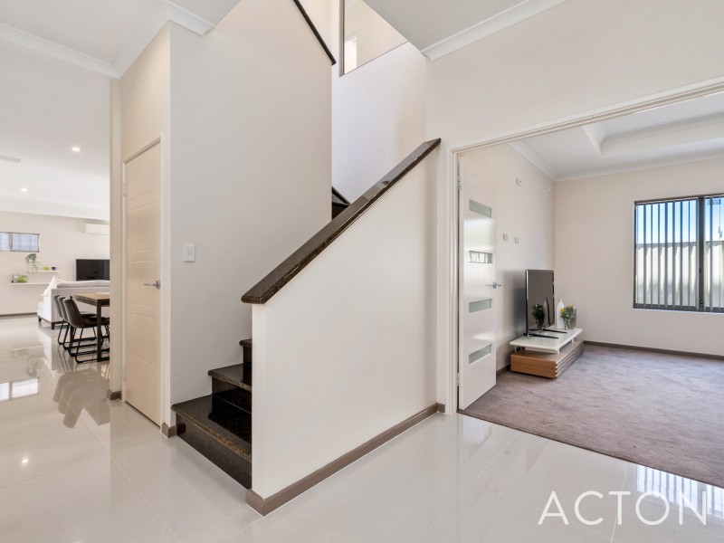 14C Kinsella Street, Joondanna WA 6060