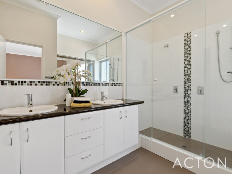 14C Kinsella Street, Joondanna WA 6060