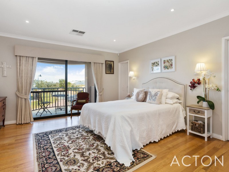 8 Seaview Place, Wannanup WA 6210