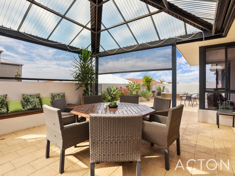 8 Seaview Place, Wannanup WA 6210