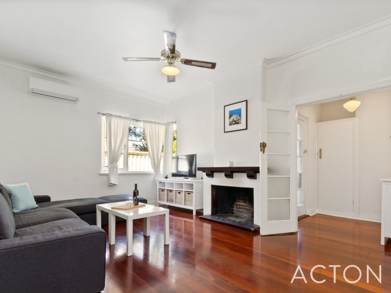 2/93 Stirling Highway, Nedlands WA 6009