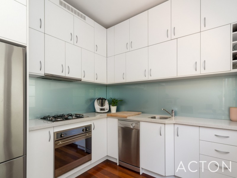 2/93 Stirling Highway, Nedlands WA 6009