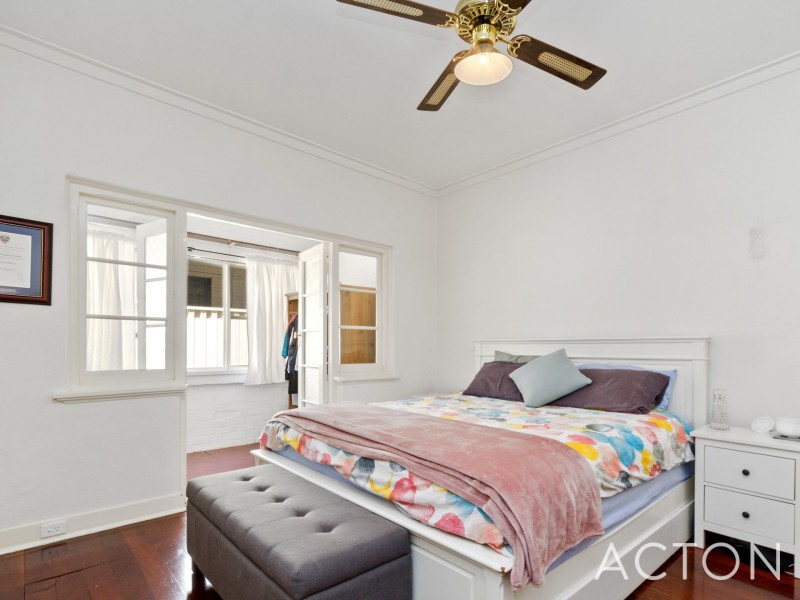 2/93 Stirling Highway, Nedlands WA 6009