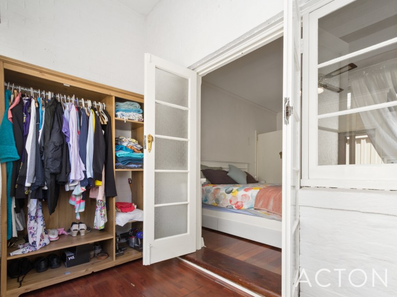 2/93 Stirling Highway, Nedlands WA 6009