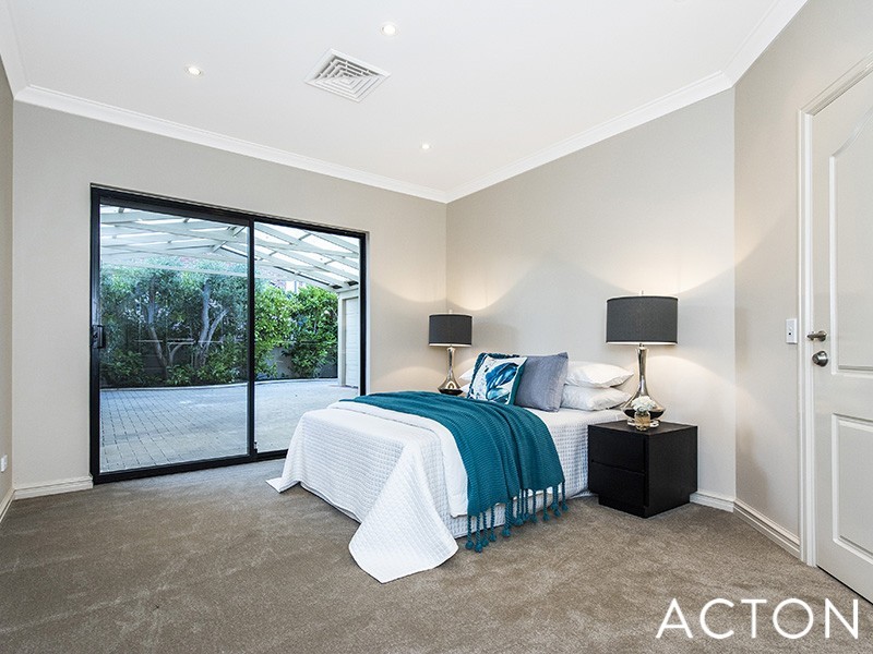 1 Rene Road, Dalkeith WA 6009