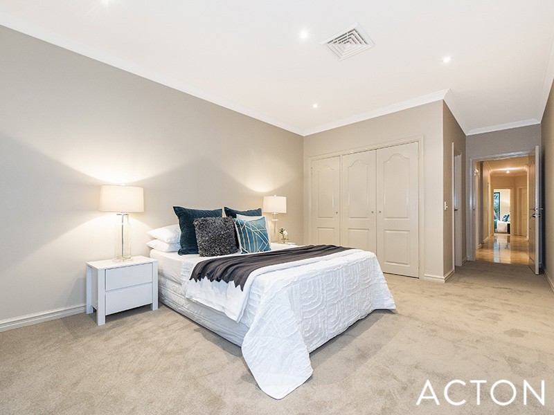 1 Rene Road, Dalkeith WA 6009