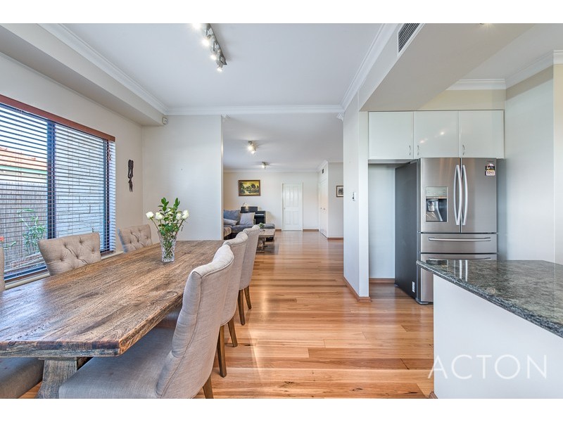 12 Lutey Road, Attadale WA 6156