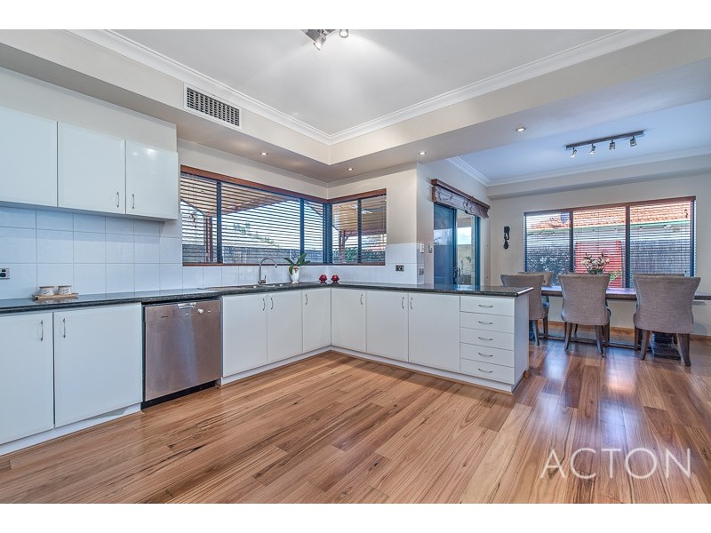 12 Lutey Road, Attadale WA 6156