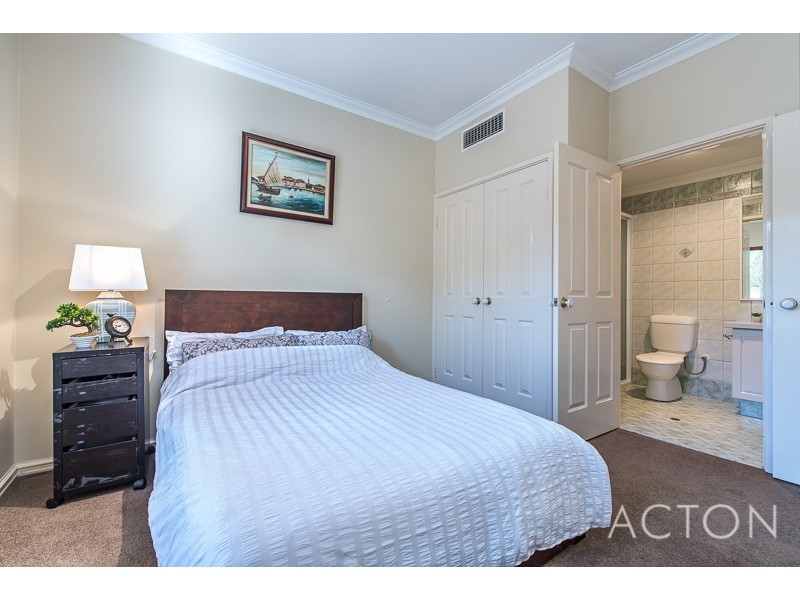 12 Lutey Road, Attadale WA 6156