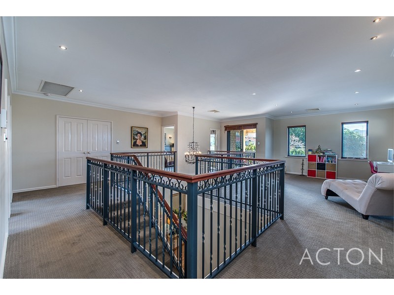 12 Lutey Road, Attadale WA 6156