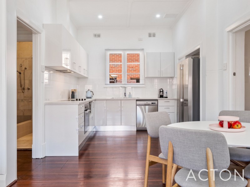 211 Roberts Street, Joondanna WA 6060