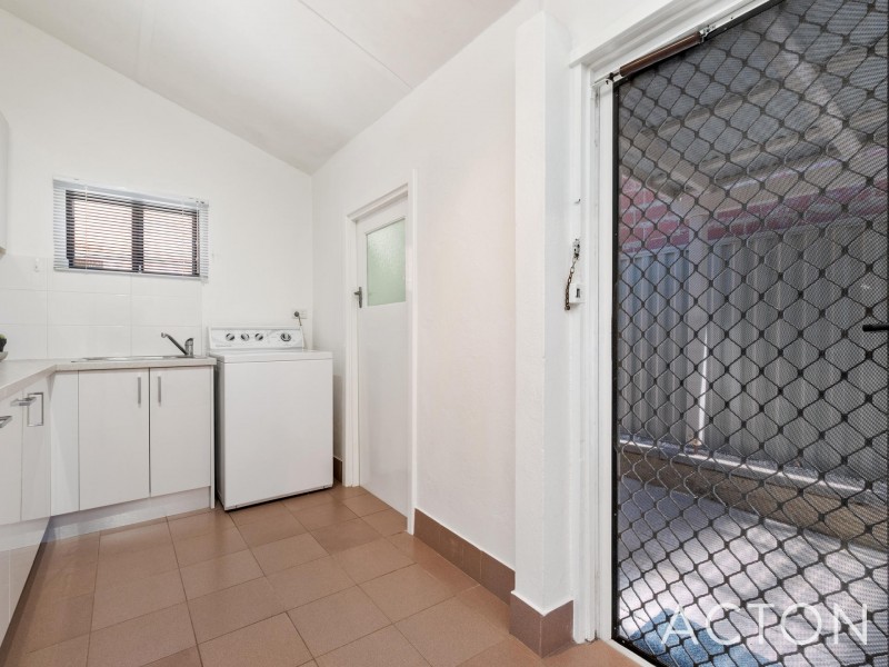 211 Roberts Street, Joondanna WA 6060