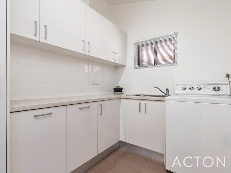 211 Roberts Street, Joondanna WA 6060