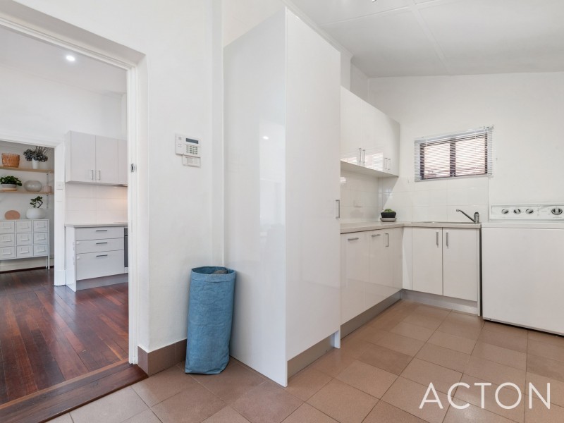 211 Roberts Street, Joondanna WA 6060